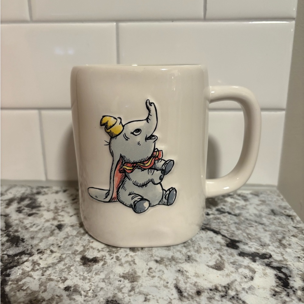 Disney Dumbo Rae Dun Mug - Picture 2 of 3